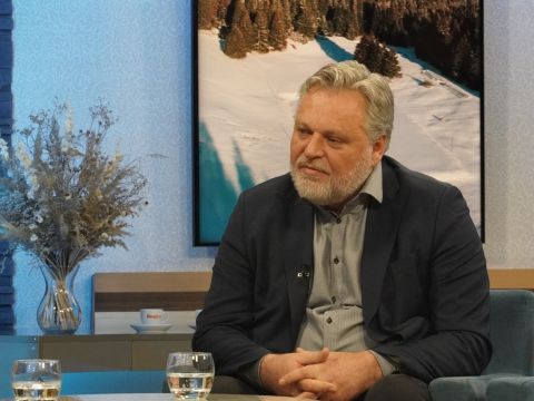 Prof. Jaroslav Šálka v štúdiu STVR