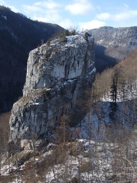 Ťureň - skalná veža v Hrdzavej doline 