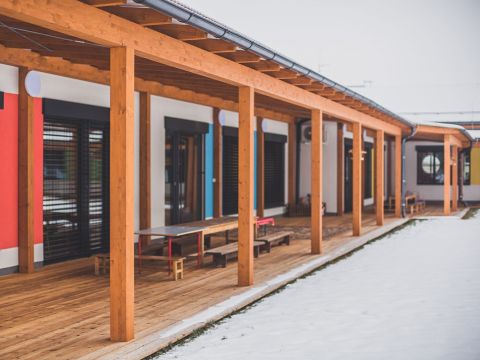 Drevostavba materskej školy v obci Mírovice 