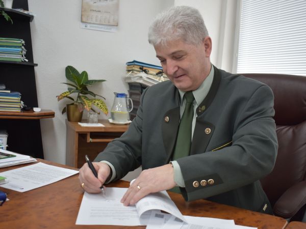 Ing. Peter Šiška ako podnikový riaditeľ LPM Ulič začiatkom roku 2020 