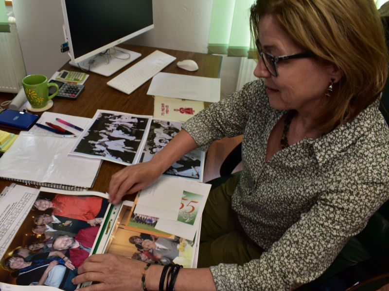 Ing. Jana Herchlov&aacute; s fotogragiami z p&ocirc;sobemia vo FS Poľana a zo stretnutia folkloristov po rokoch 