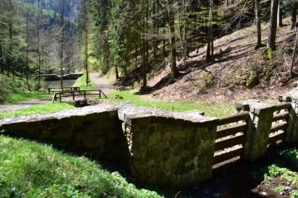 Vodohospodárske dielo Kaskády, zrekonštruované mestskými lesníkmi z Kremnice