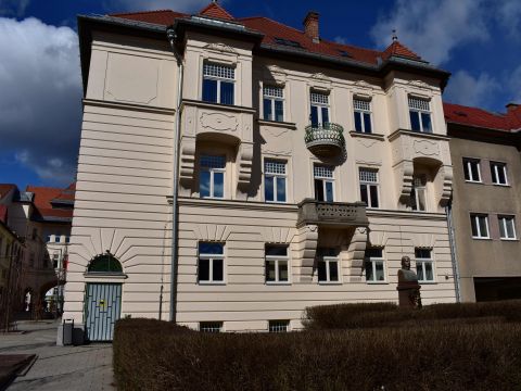 Generálne riaditeľstvo š. p. LESY SR v Banskej Bystrici 