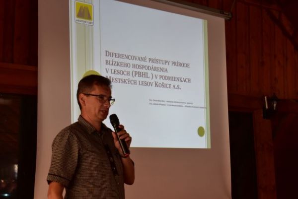 Ing. František Beli počas prezentácie na odbornom seminári 