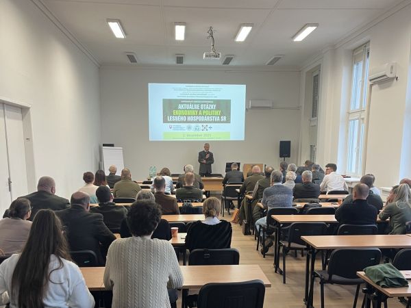 Momentka z vedeckej konferencie 