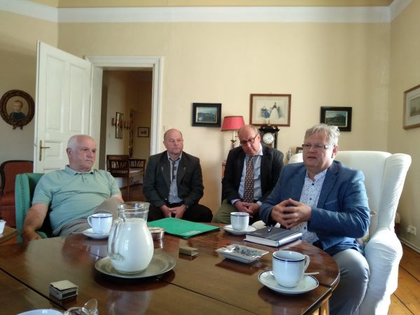 Momentka zo stretnutia slovensk&yacute;ch a česk&yacute;ch vlastn&iacute;kov lesov 