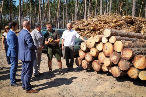 Včerajšia prezentácia systému evidencie dreva vo Vojenských lesoch a majetkoch SR 