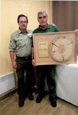 P&aacute;n Alfonz Li&scaron;ka (vpravo) s prezidentom Eur&oacute;pskej asoci&aacute;cie str&aacute;žcov chr&aacute;nen&yacute;ch &uacute;zem&iacute; 