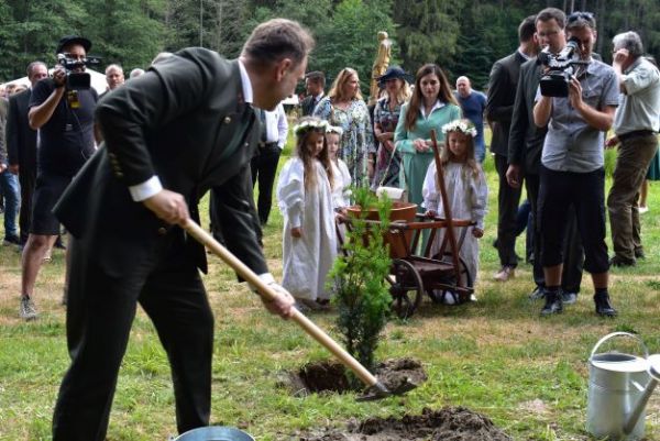 Minister Samuel Vlčan na Dni stromu 2022