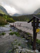 Zaplaven&yacute; turistick&yacute; chodn&iacute;k