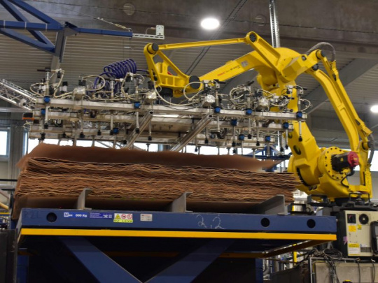 Rekordný čínsky obchod s preglejkou: V Európe vzrástol obchod prevažne s preglejkou z tvrdého dreva za posledných 12 mesiacov o viac ako 7 percent