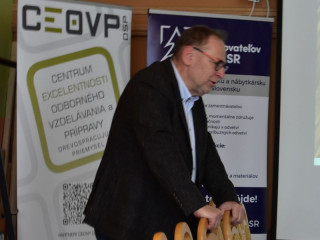 Centrum excelentnosti odborného vzdelávania a prípravy drevospracujúceho priemyslu: Hodnotiaca konferencia, odborné workshopy, užitočné kontakty a zadefinovanie požiadaviek