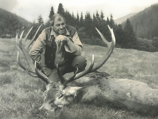 Múzeum vo Svätom Antone v Mesiaci knihy o troch poľovníckych tituloch: Osudy zlatých trofejí, Lovecká vášeň a Poľovníci spomínajú (Od Tatier k Dunaju)